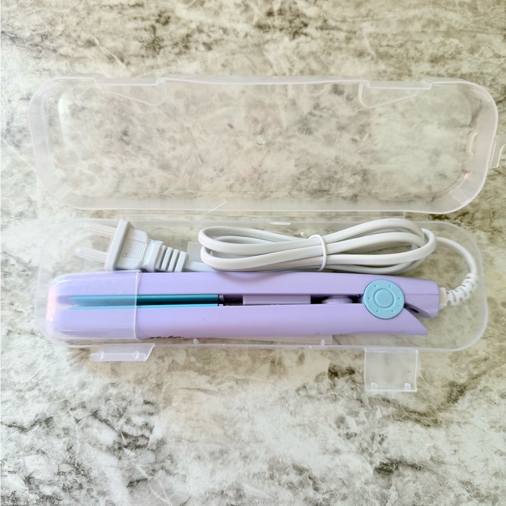 Compact Purple Hair Straightener